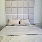 Lejlighed Neu 2025 Emila Romana Boutique- Modernes Luxury Living *