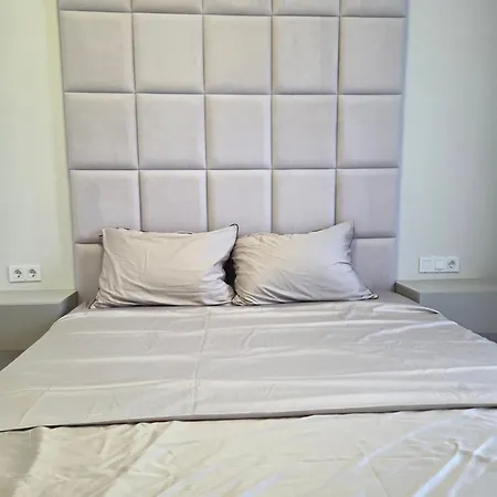 Lägenhet Neu 2025 Emila Romana Boutique- Feelgood Luxury Living *