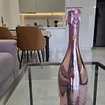 Neu 2025 Emila Romana Boutique- Modernes Luxury Living